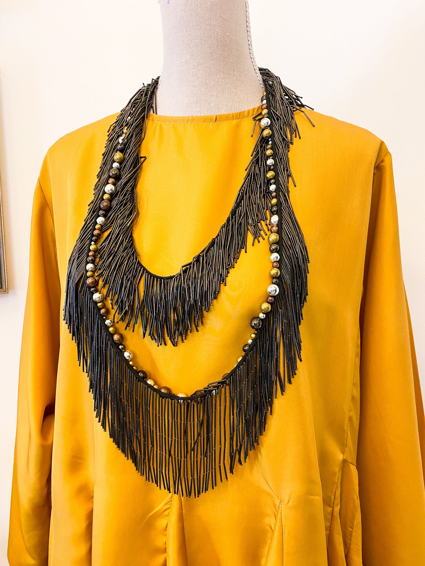 Fringe necklace