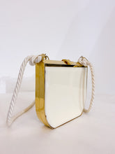 Load image into Gallery viewer, Vintage &#39;60s shoulder bag