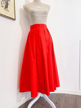 Load image into Gallery viewer, Pleated skirt - Size M
